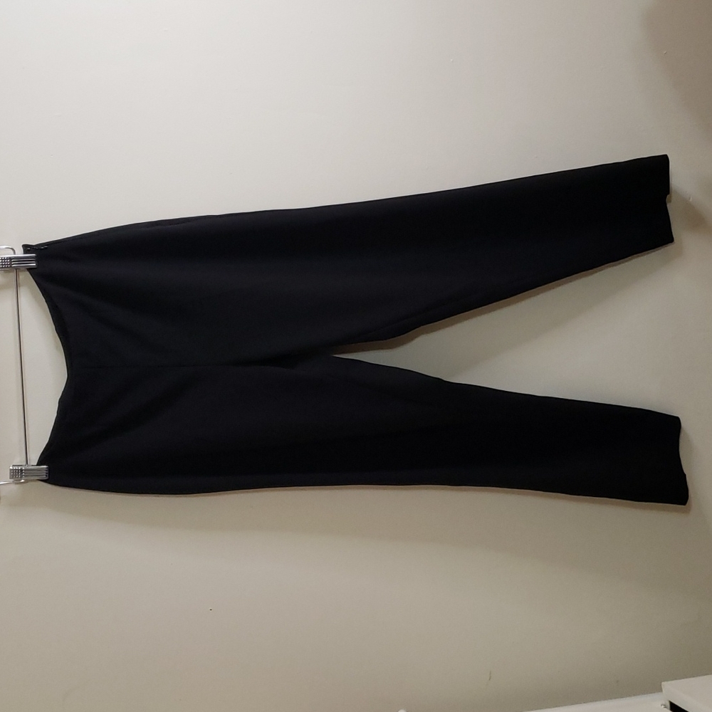 Piazza Sempione black wool cropped pants size 40. Made in Italy.